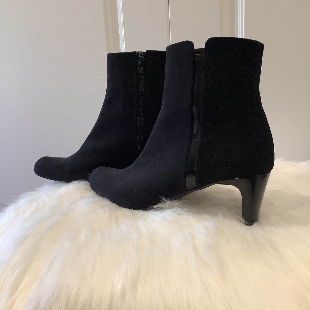 Stuart Weitzman Size 9 Black